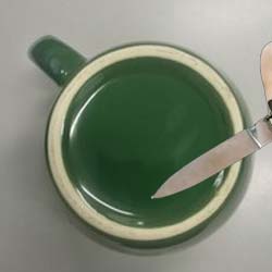 sharpen your knife with coffee mug